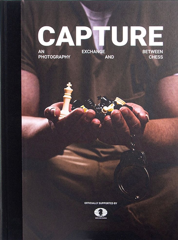 Bonhage: Capture - An exchange between photography and chess