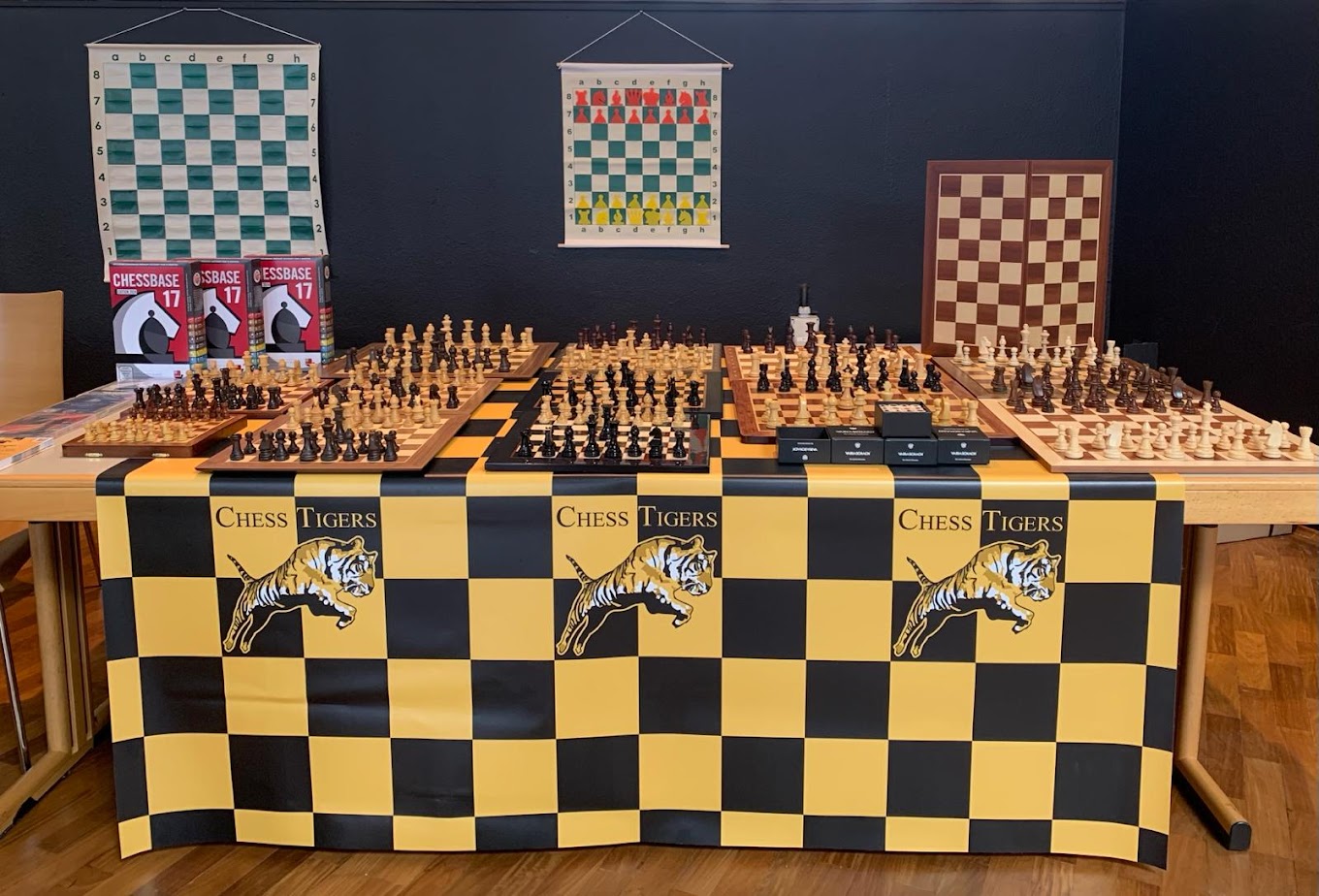 Chess Tigers mit großem Verkaufsstand beim GRENKE Chess Open