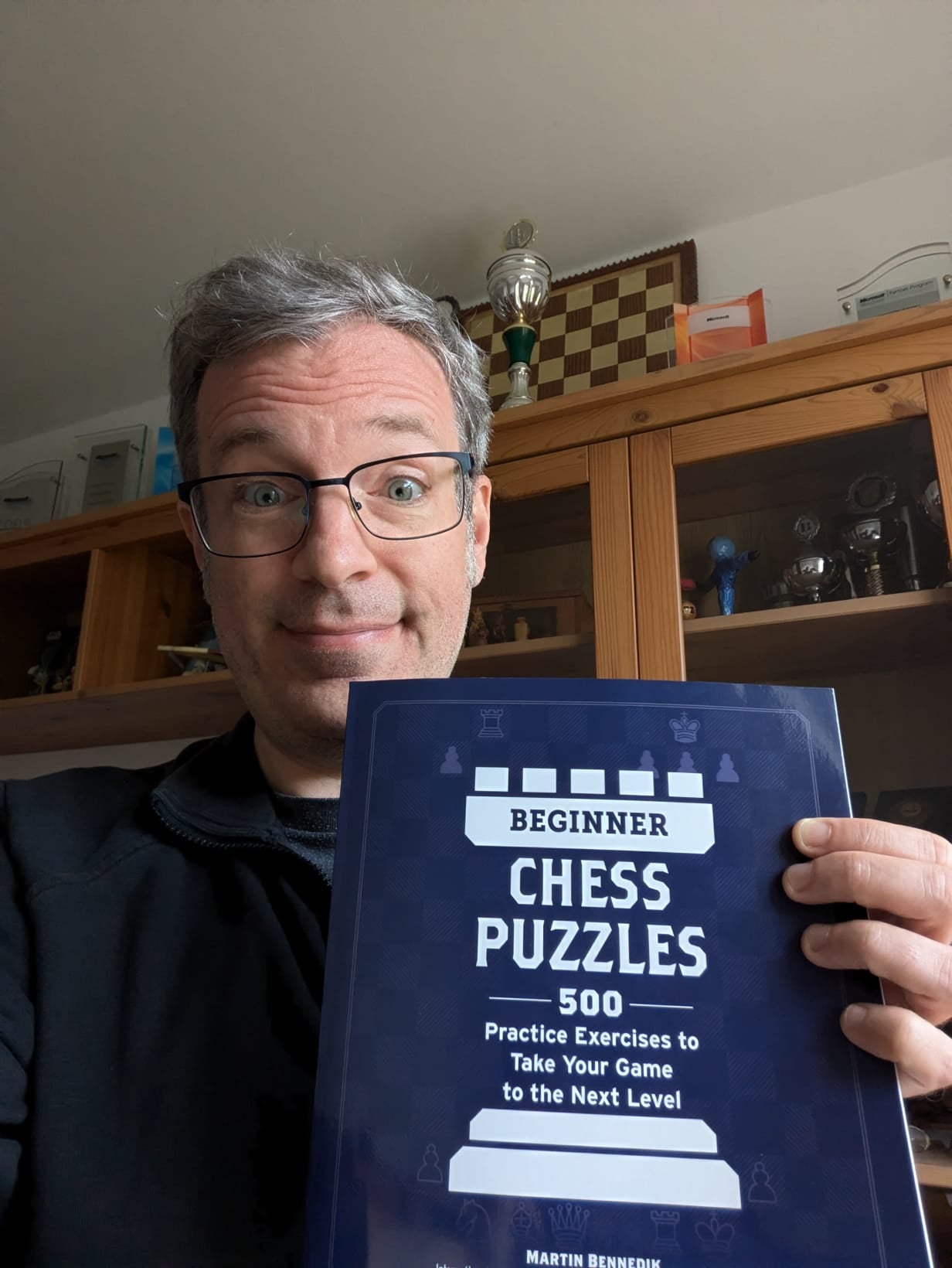 Rezension "Beginner Chess Puzzles" von Martin Bennedik"