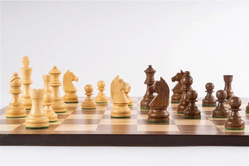 Schach/Dame und Mühle Set