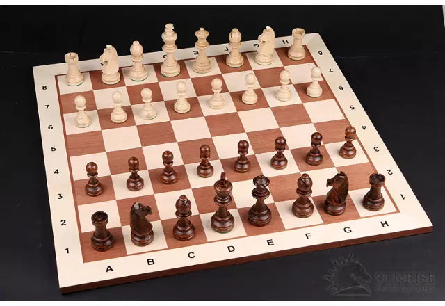Turnier Schachbrett aus Mahagoni und Buchahorn, Ahornrand mit Notation, Feldergröße 58 mm