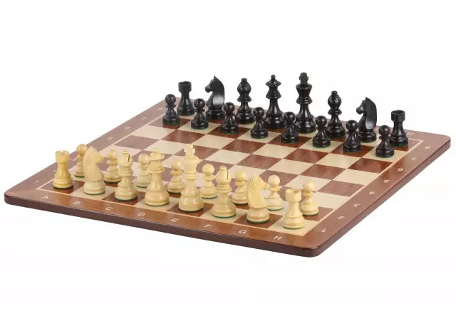 "German Knight" figures + chessboard