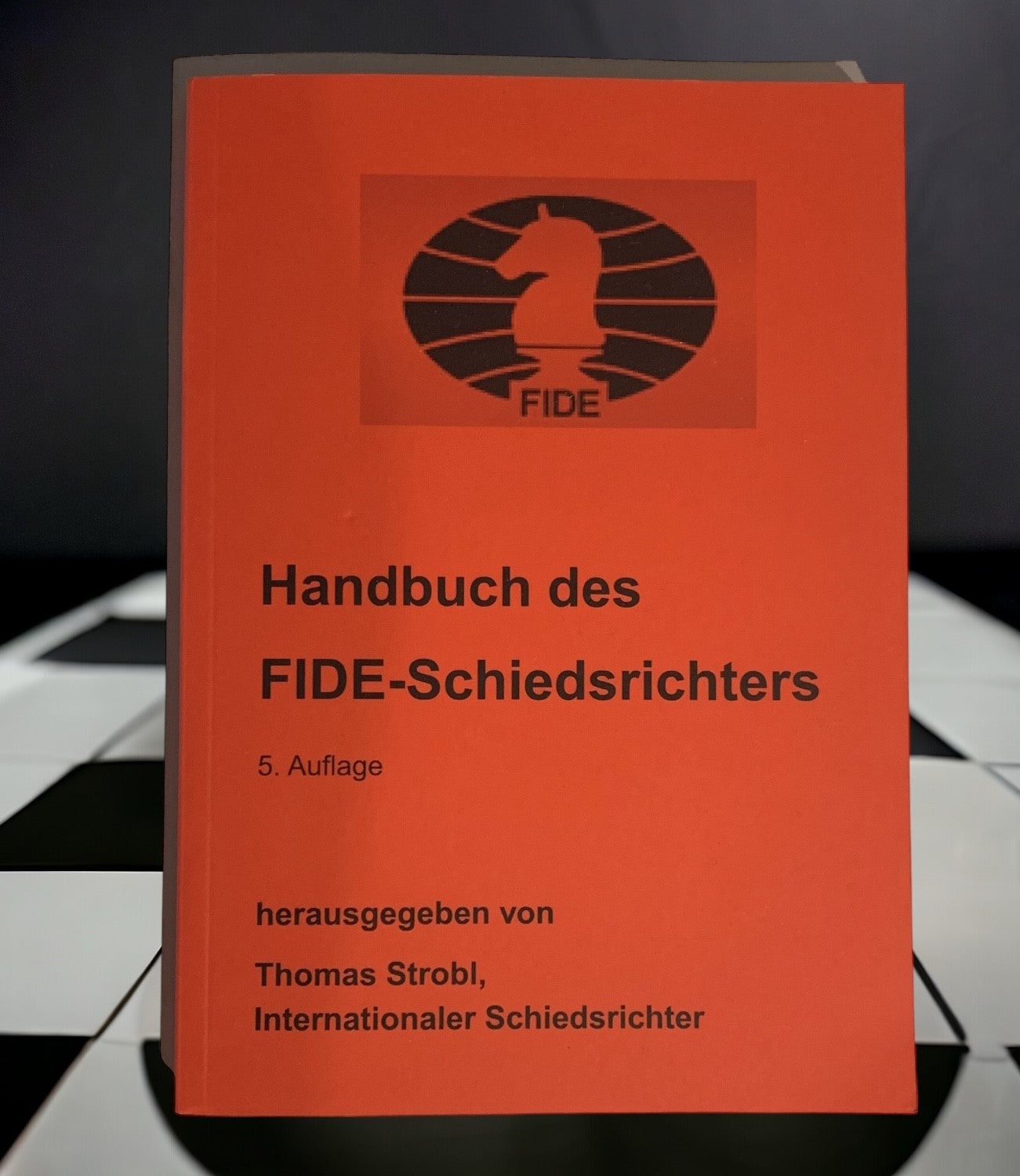 Strobl: Handbuch des FIDE-Schiedsrichters