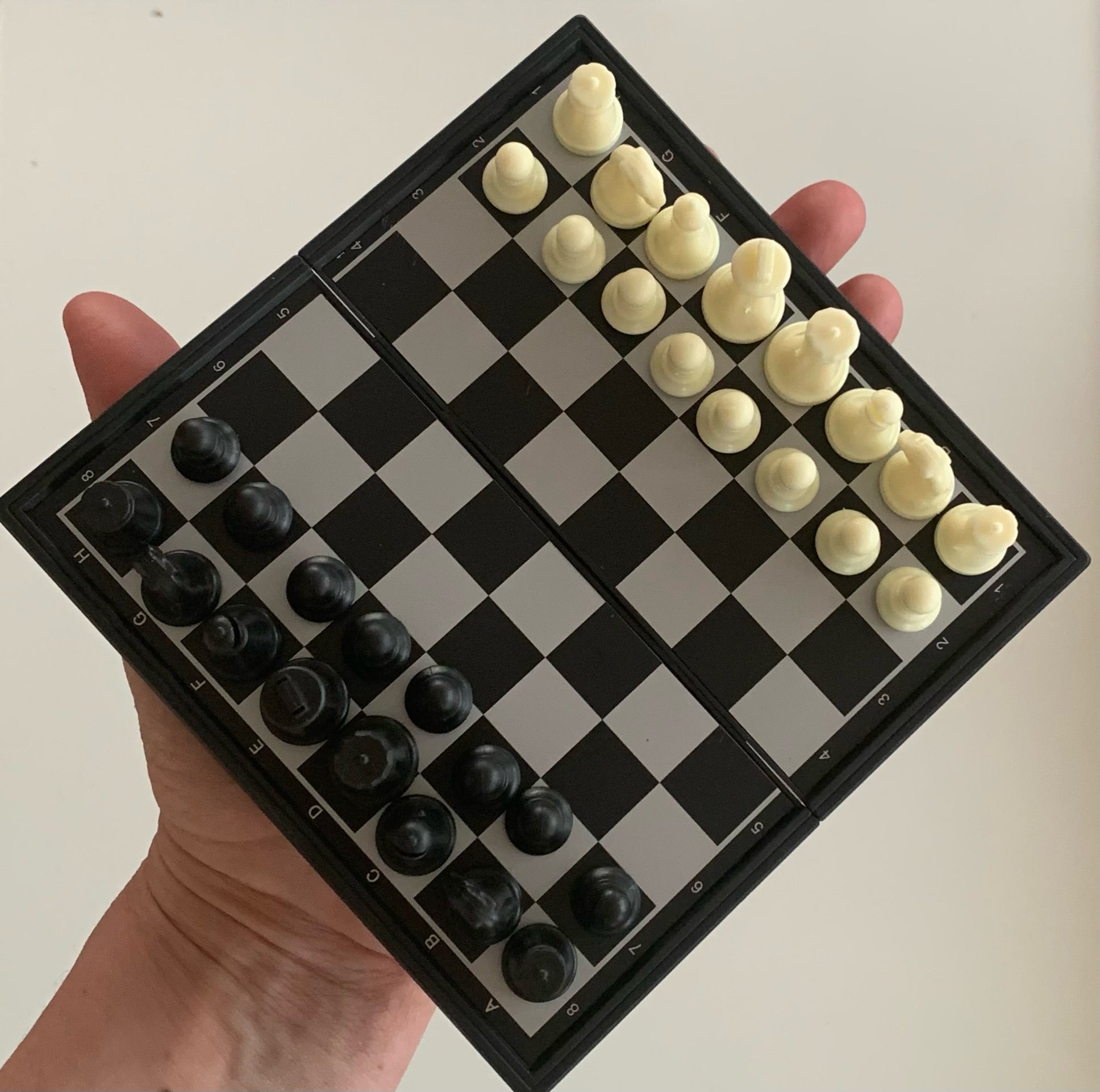 Mini travel chess magnetic 13 x 13 cm