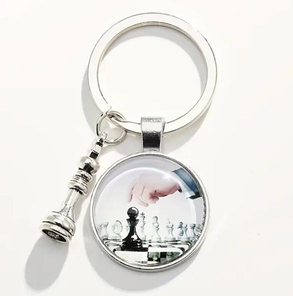 Keyring with chess piece image