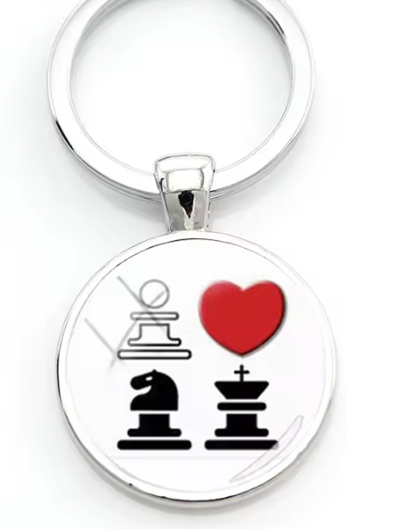 Keyring with chess piece image